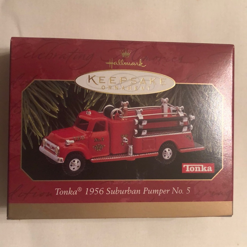 1999 Hallmark Tonka Suburban Pumper ornament
